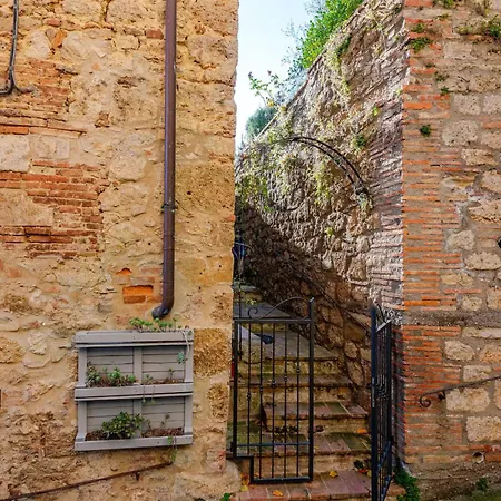 Typical Tuscan In The Village Of Apartment *