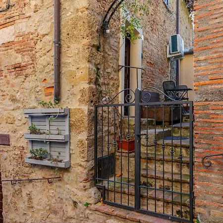 Apartment Typical Tuscan In The Village Of *